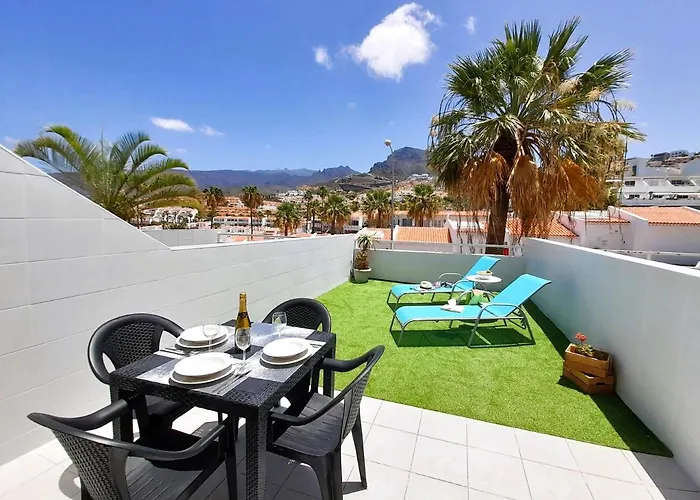 Lovely & Big Terrace Vakantiehuis